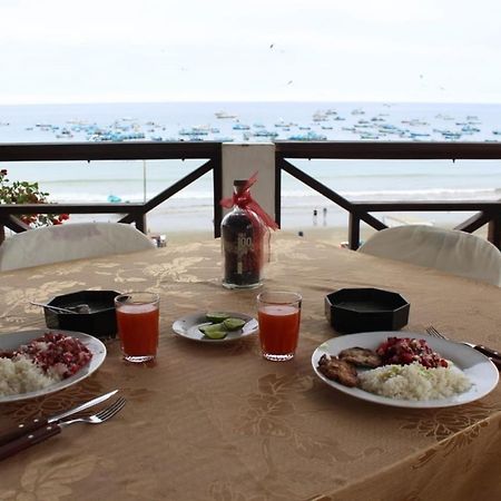 Hostal Humpback Internacional Puerto Lopez Exterior photo